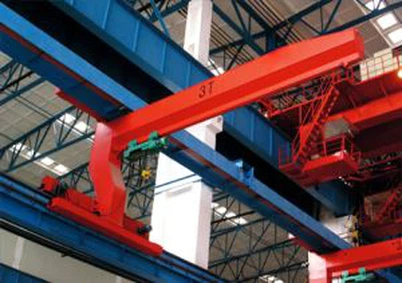 Настінні кронштейни Стріловидні крани